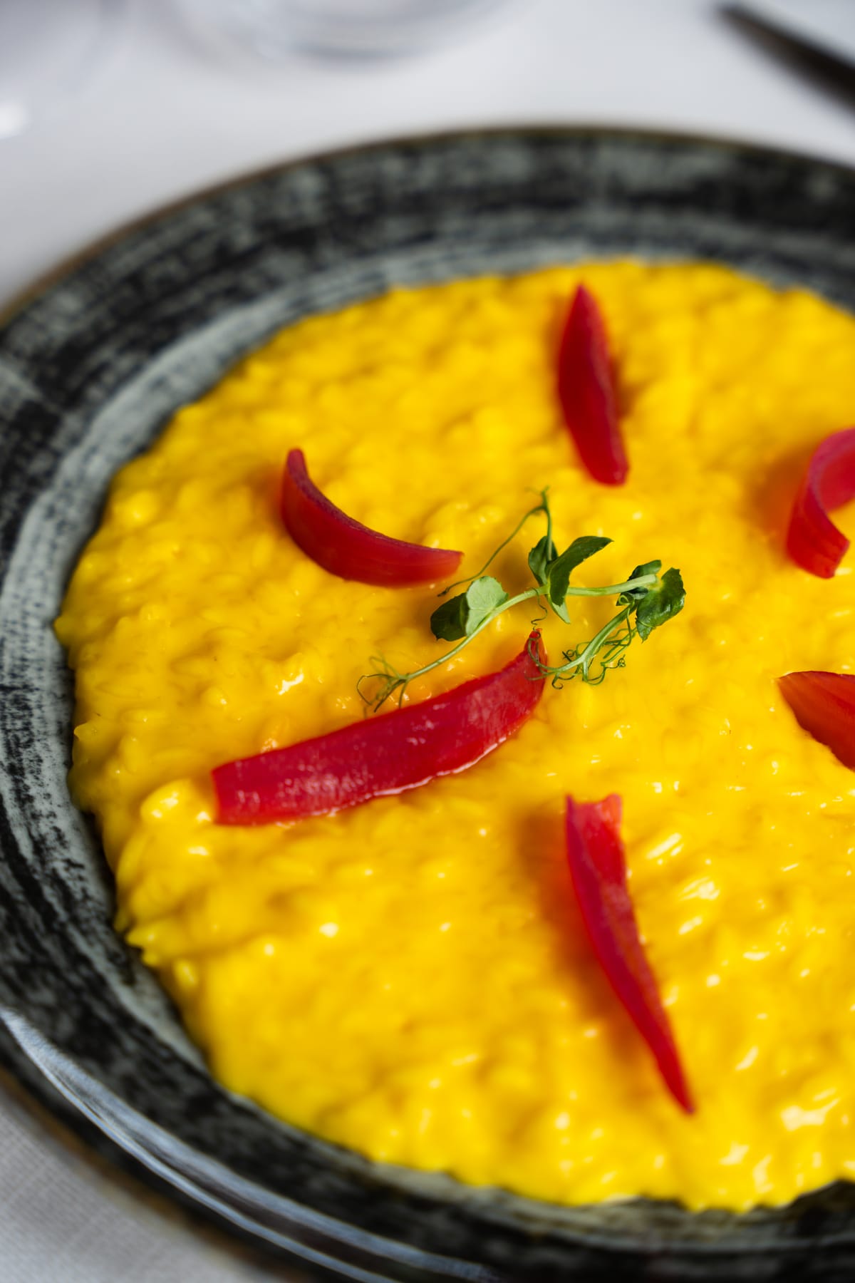 Risotto giallo con falde rosse